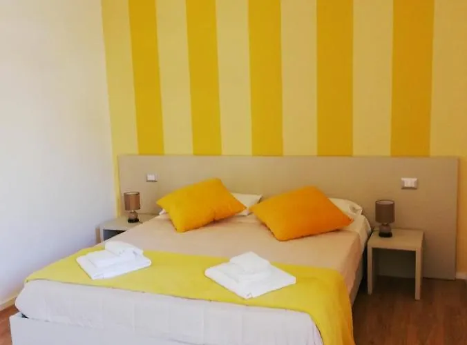 Housesandra Mare & Sole